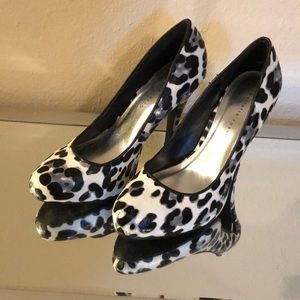Charlotte Russe size 8 animal print black & white
